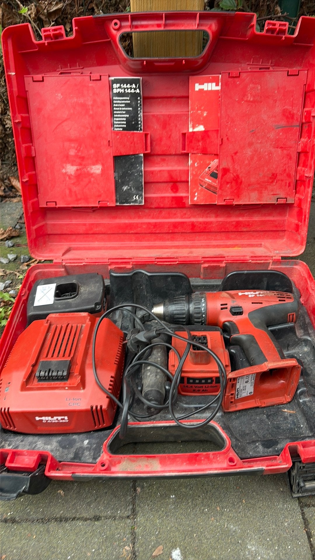 Hilti Sf144-A, Bricolage & Construction, Enlèvement, Utilisé, Foreuse et Perceuse, Vitesse variable