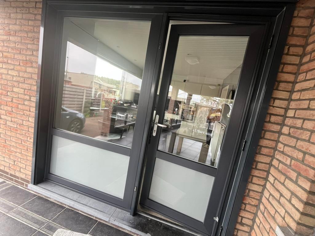 Groot  pvc buitenraam met deur, Enlèvement, Comme neuf
