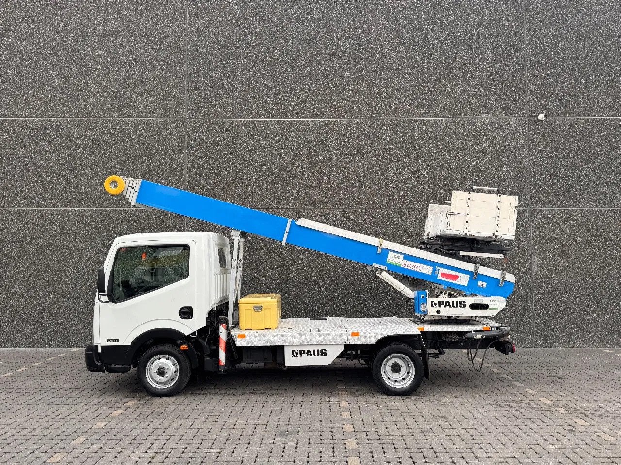 Nissan Cabstar 35.13 PAUS 27WH-M 400KG, Autos, Achat, Entreprise, Diesel, 81 kW