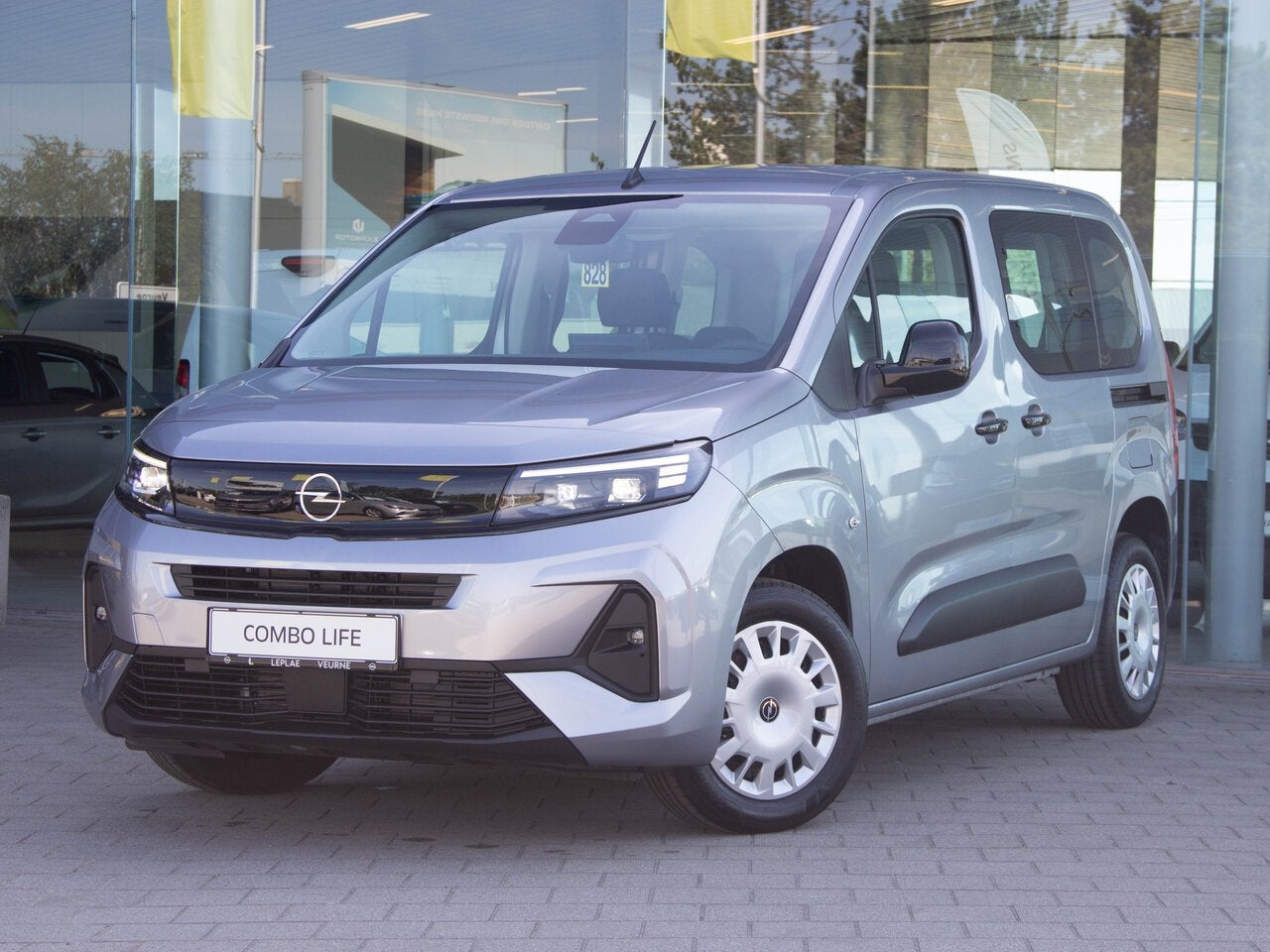 Opel Combo Life L1 1.5 Turbo D 100PK |GPS|CAMERA|, Auto's, Opel, 0 kg, Monovolume, Parkeersensor, 4 cilinders