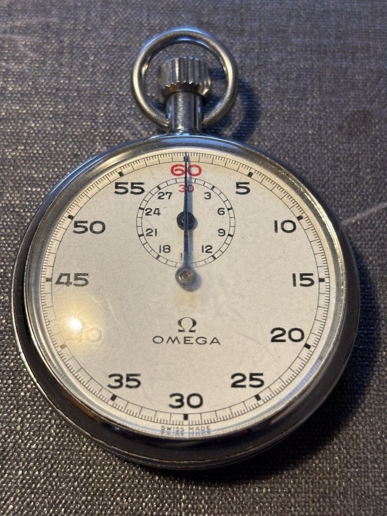 Rare chronomètre Omega vintage 1961, Oméga, Comme neuf, Enlèvement, Blanc