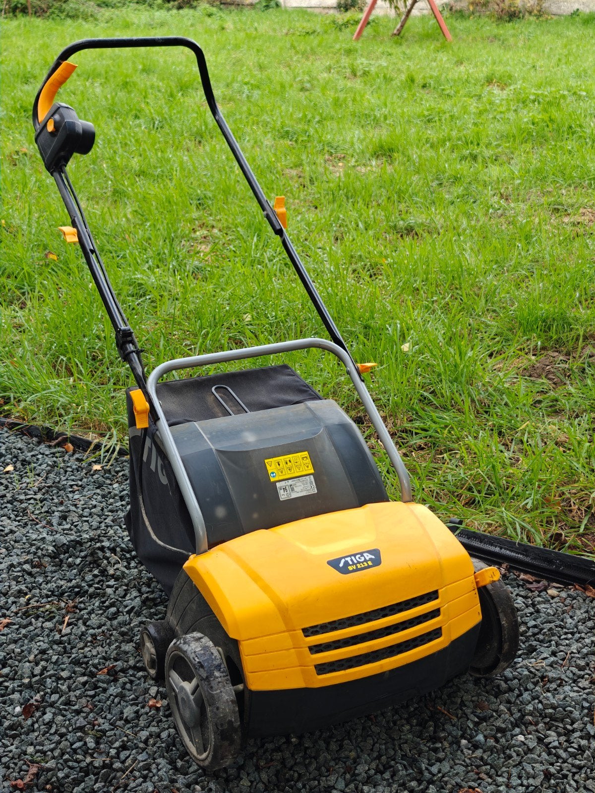 Stiga elektrische verticuteermachine, Tuin en Terras, Ophalen, Gebruikt, Elektrisch, Stiga