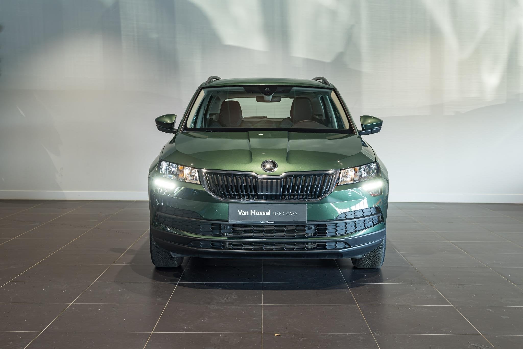 Skoda Karoq 1.5 TSI 110kW Clever, Entreprise, Boîte manuelle, Noir, 4 cylindres