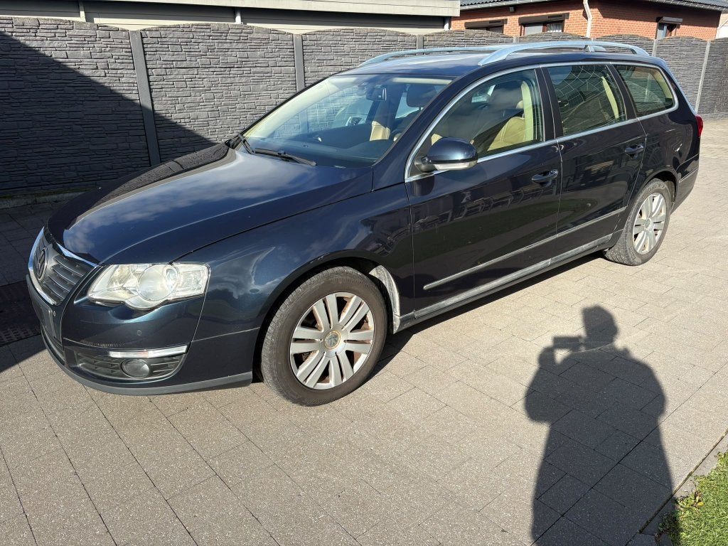 Volkswagen Passat 2.0 TDi 4Motion Highline 140ch, Autos, Cuir, Achat, Beige, Entreprise