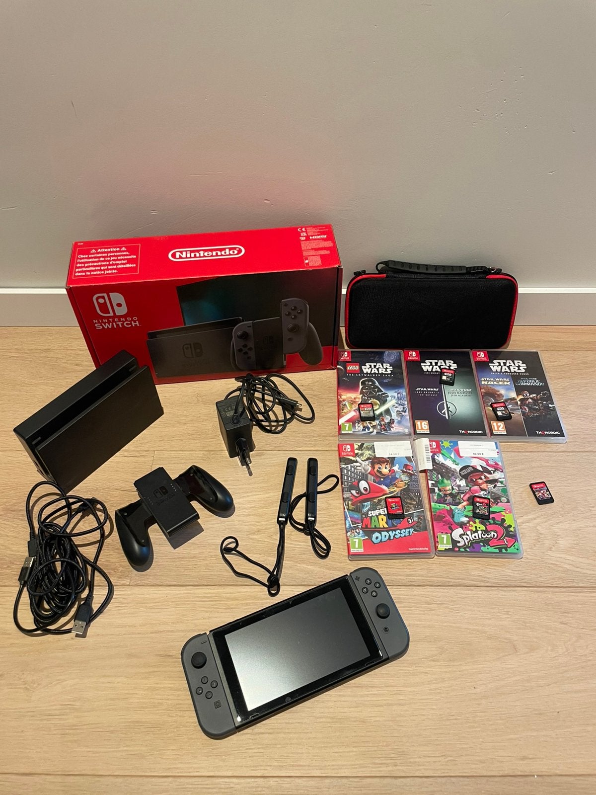Nintendo Switch te koop – compleet pakket!, Switch 2019 Upgrade, Met games, Ophalen of Verzenden, Zo goed als nieuw