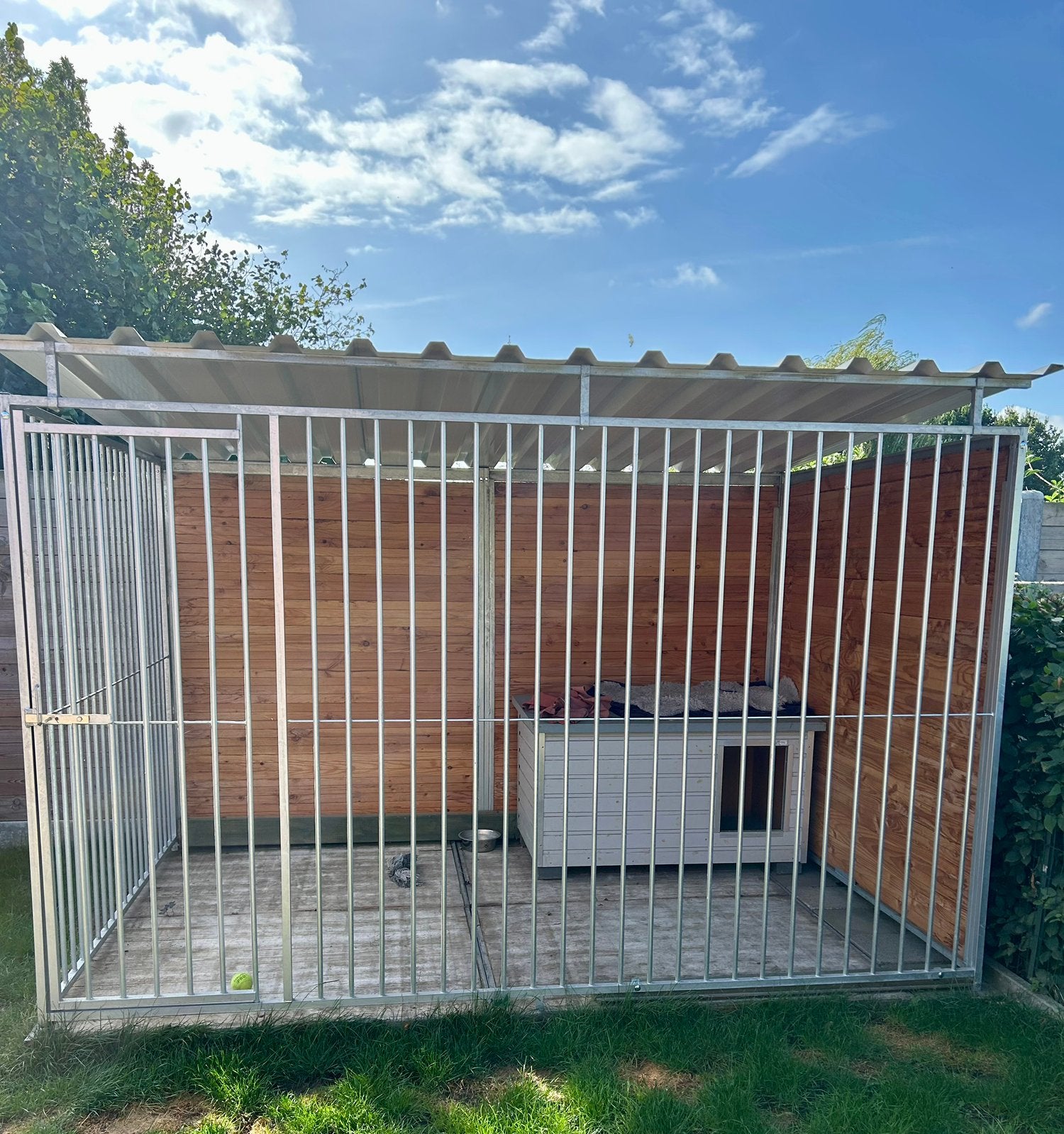 Hondenkennel, Dieren en Toebehoren, Ophalen, Zo goed als nieuw, Hondenkennel