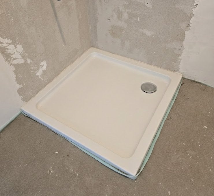 Badkamerset: Douchebak 90x90, Wastafel met kraan & Radiator, Ophalen, Zo goed als nieuw, Chroom, Kraan
