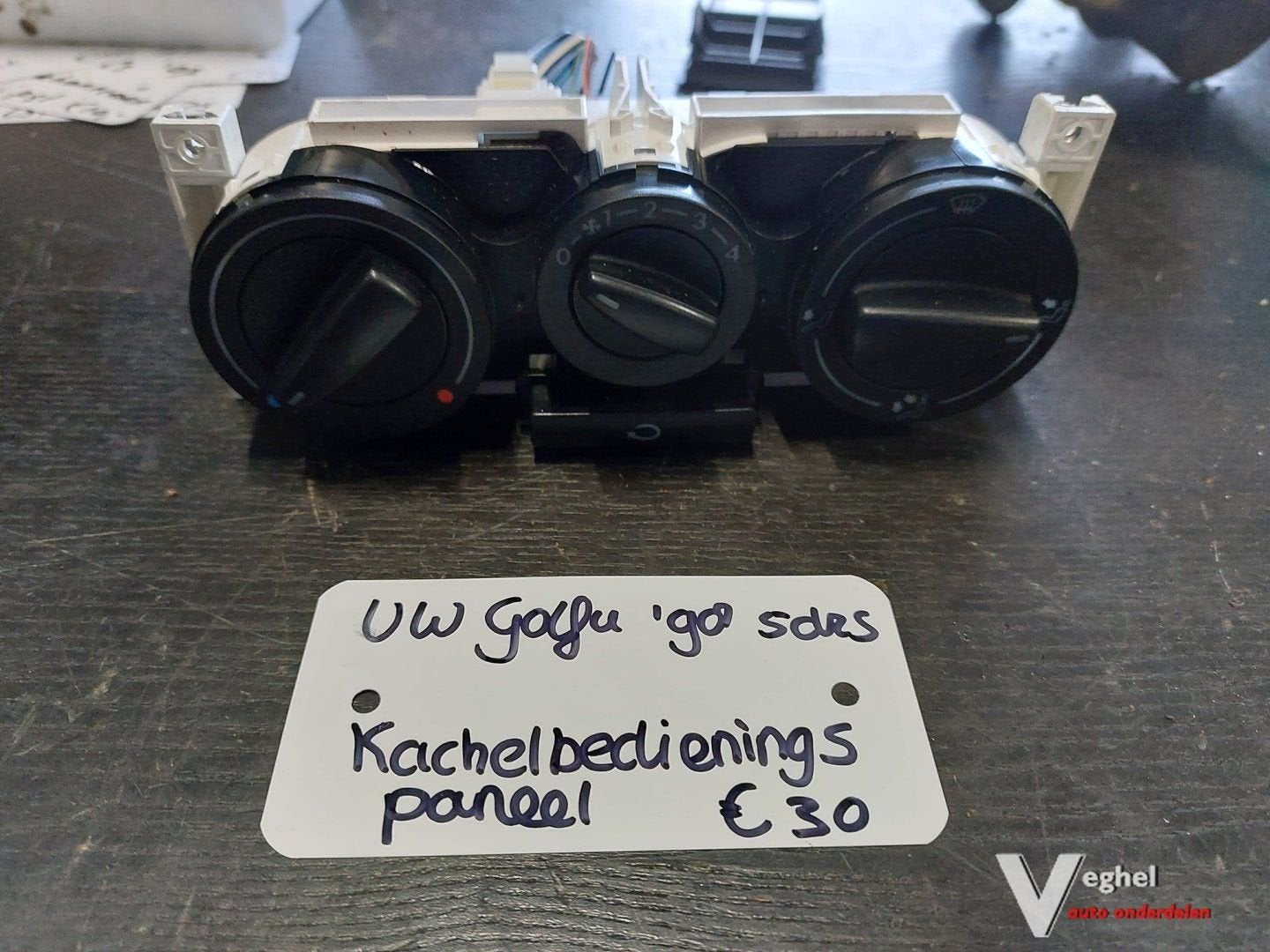 VW Golf 4 5drs kachelbedieningspaneel '98, -, Utilisé, -, -