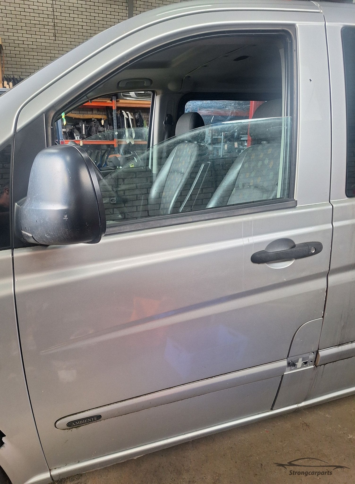 Deur Portier links Mercedes Vito W639 kleur 9744, Gebruikt, -, Deur, Ophalen of Verzenden