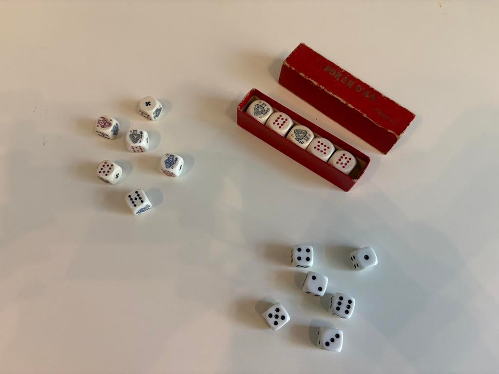 Lot de Jeux de Dés Vintage : Poker d'As + Dés Classiques, Enlèvement, Utilisé