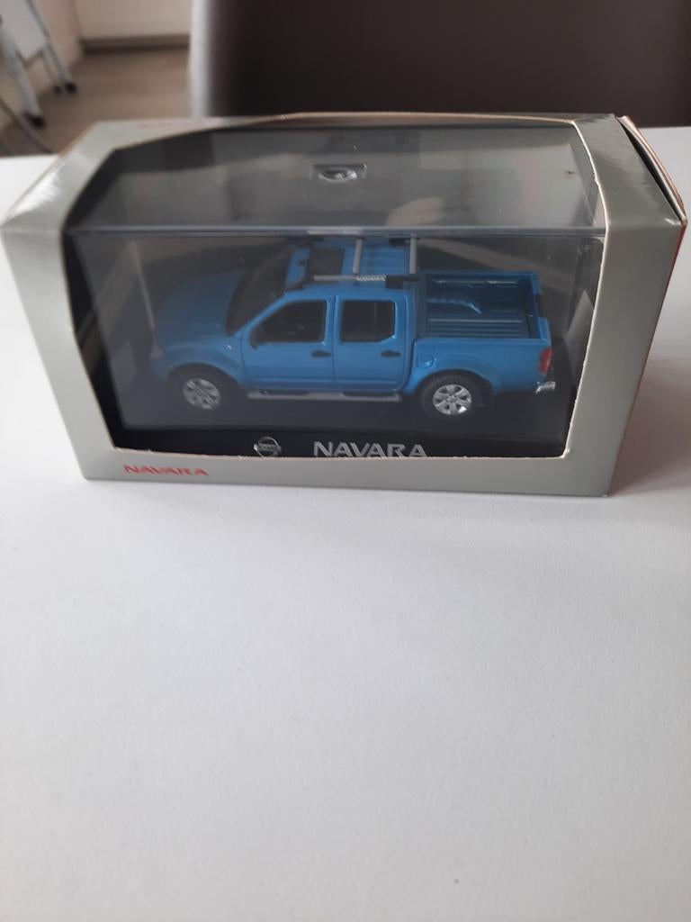 Voiture miniature Nissan Navara Norev 1/43, Enlèvement ou Envoi, Comme neuf, Voiture, Norev