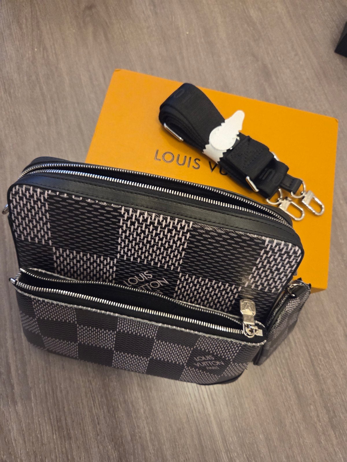 LV 3 delige tas, Handtassen en Accessoires, Ophalen