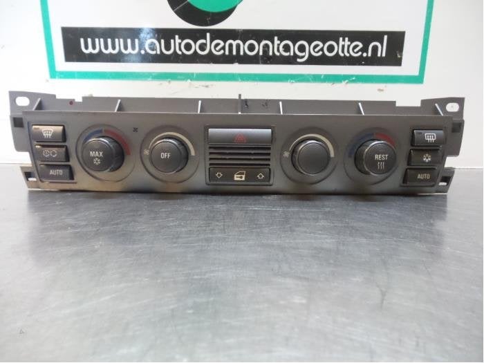 Panneau de commandes chauffage d'un BMW 7-Serie (7-Serie 02-, -, 3 mois de garantie, Utilisé, -