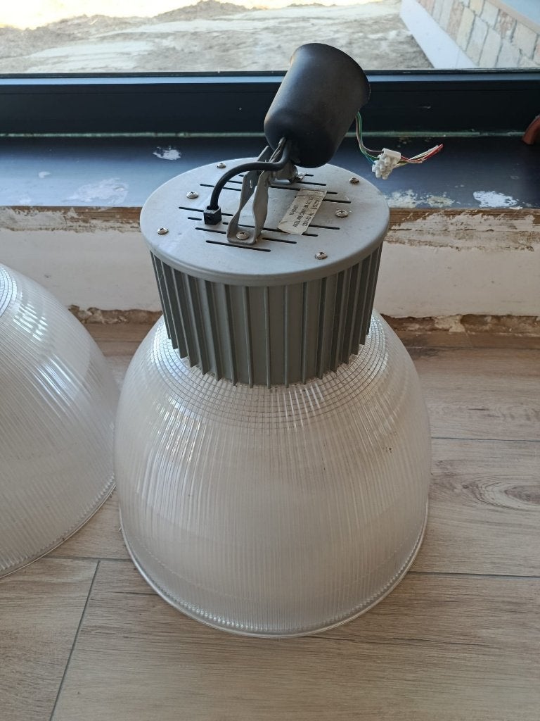 Lamp: Lumis AXEL 406 CMH 150 G12 LE, Ophalen, Gebruikt