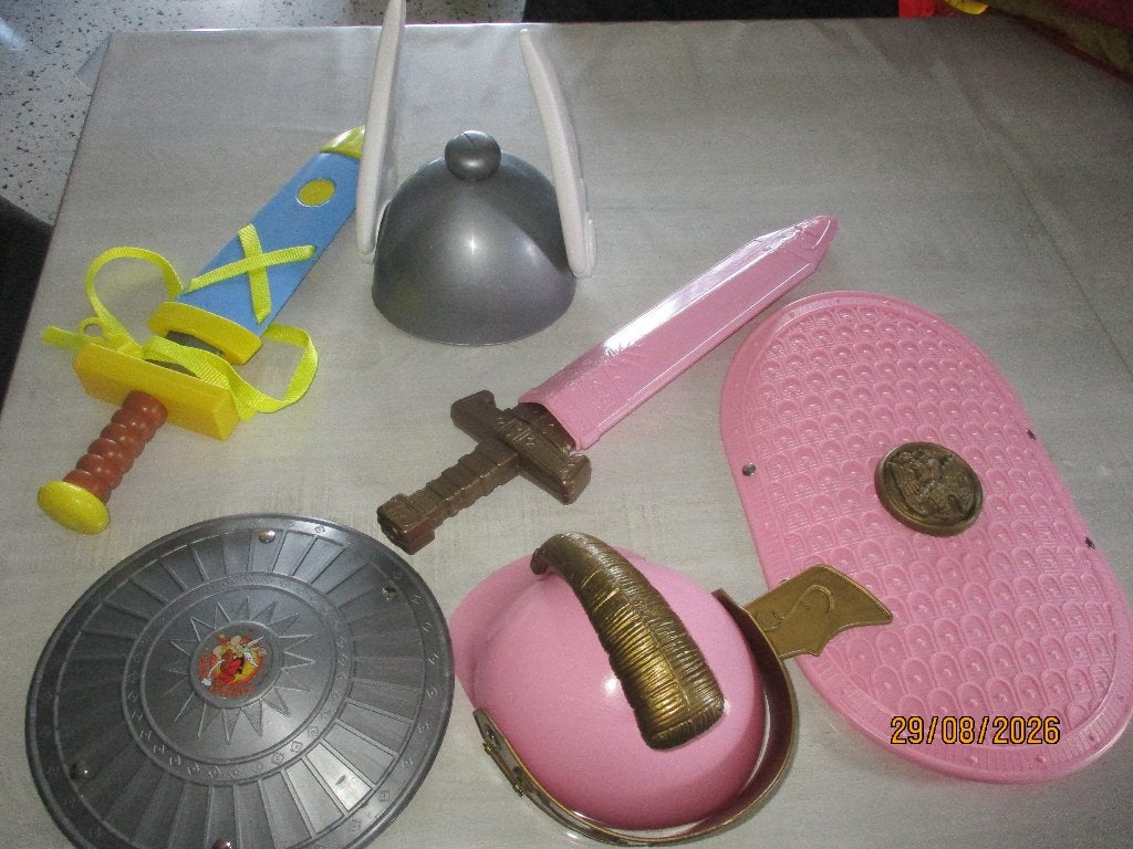 accessoires déguisement astérix, Enfants & Bébés, Costumes de carnaval & Déguisements, Enlèvement ou Envoi, Comme neuf, 104 ou plus petit