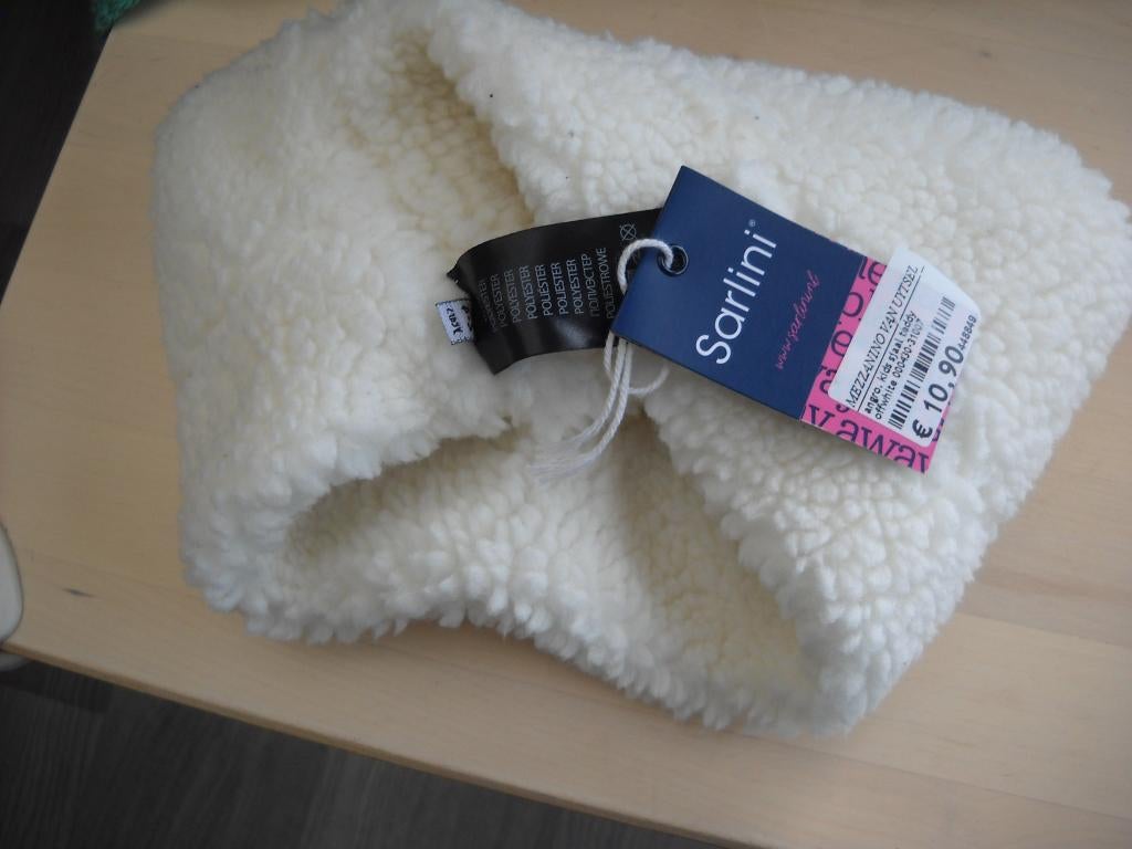 nieuwe teddy sjaal voor kindjes 2/4jaar, Enfants & Bébés, Vêtements de bébé | Bonnets, Écharpes & Moufles, Enlèvement, Neuf, Garçon ou Fille