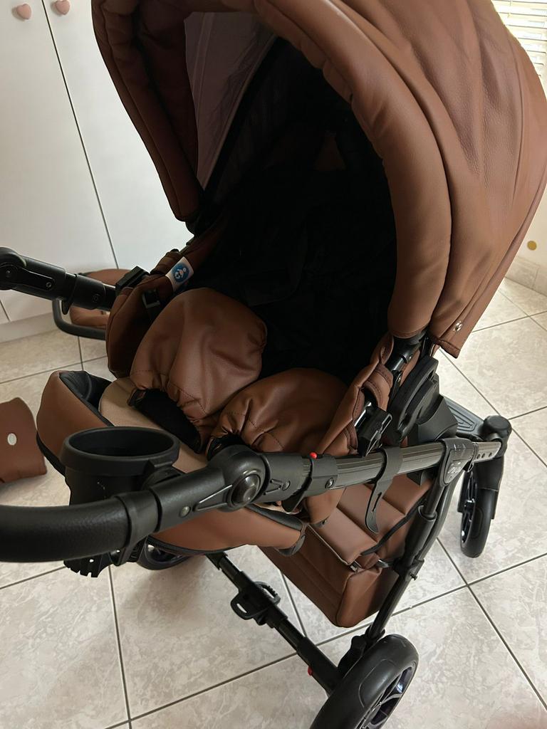 Petit Chou Kinderwagen met slaapstoeltje, Ophalen, Zo goed als nieuw, Kinderwagen