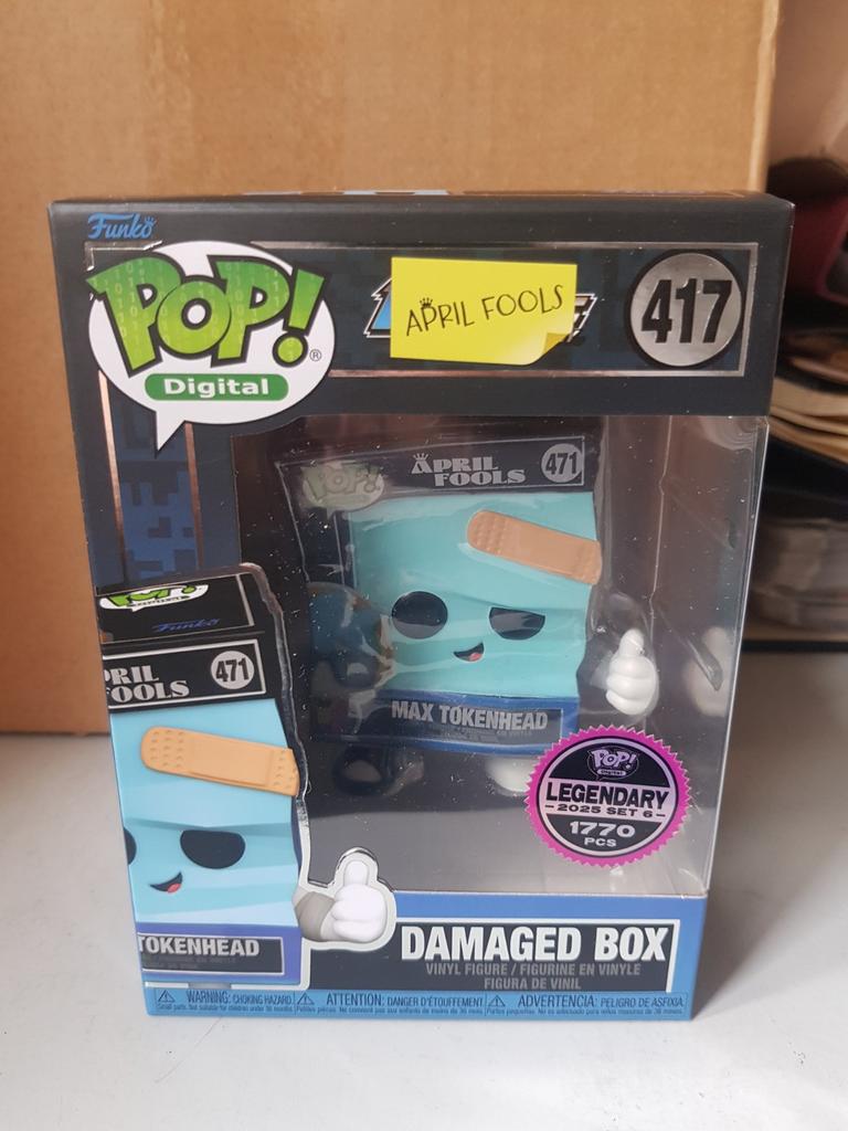 Funko Nft digital series April Fools Damaged box, Ophalen of Verzenden