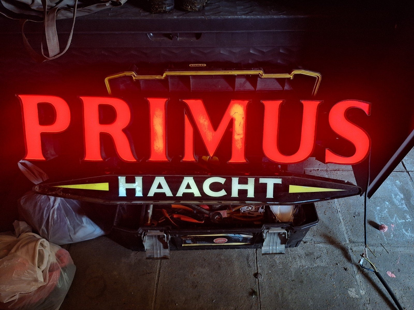 Vintage Primus Haacht Lichtreclame – 90 cm – perfecte staat, Collections, Enlèvement, Utilisé, Panneau, Plaque ou Plaquette publicitaire