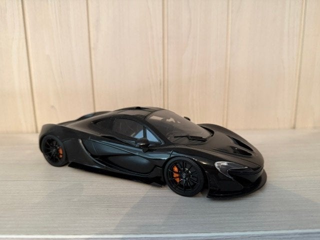 Minichamps Resin 1/18 McLaren P1 Black, Ophalen of Verzenden, Zo goed als nieuw, Auto, MiniChamps