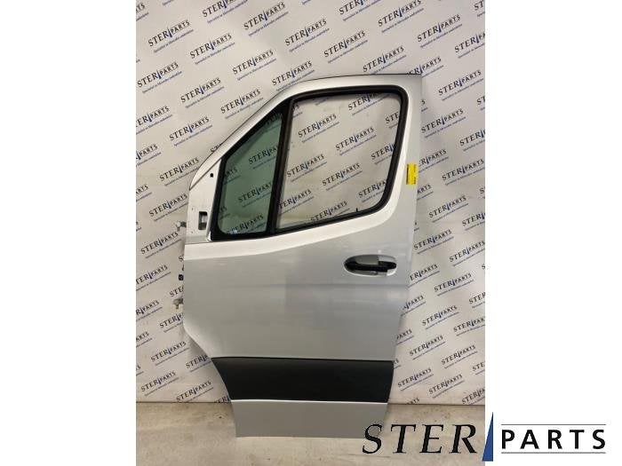 Portier 2Deurs links van een Mercedes Sprinter (775), Auto-onderdelen, Gebruikt, -, Deur, Ophalen of Verzenden