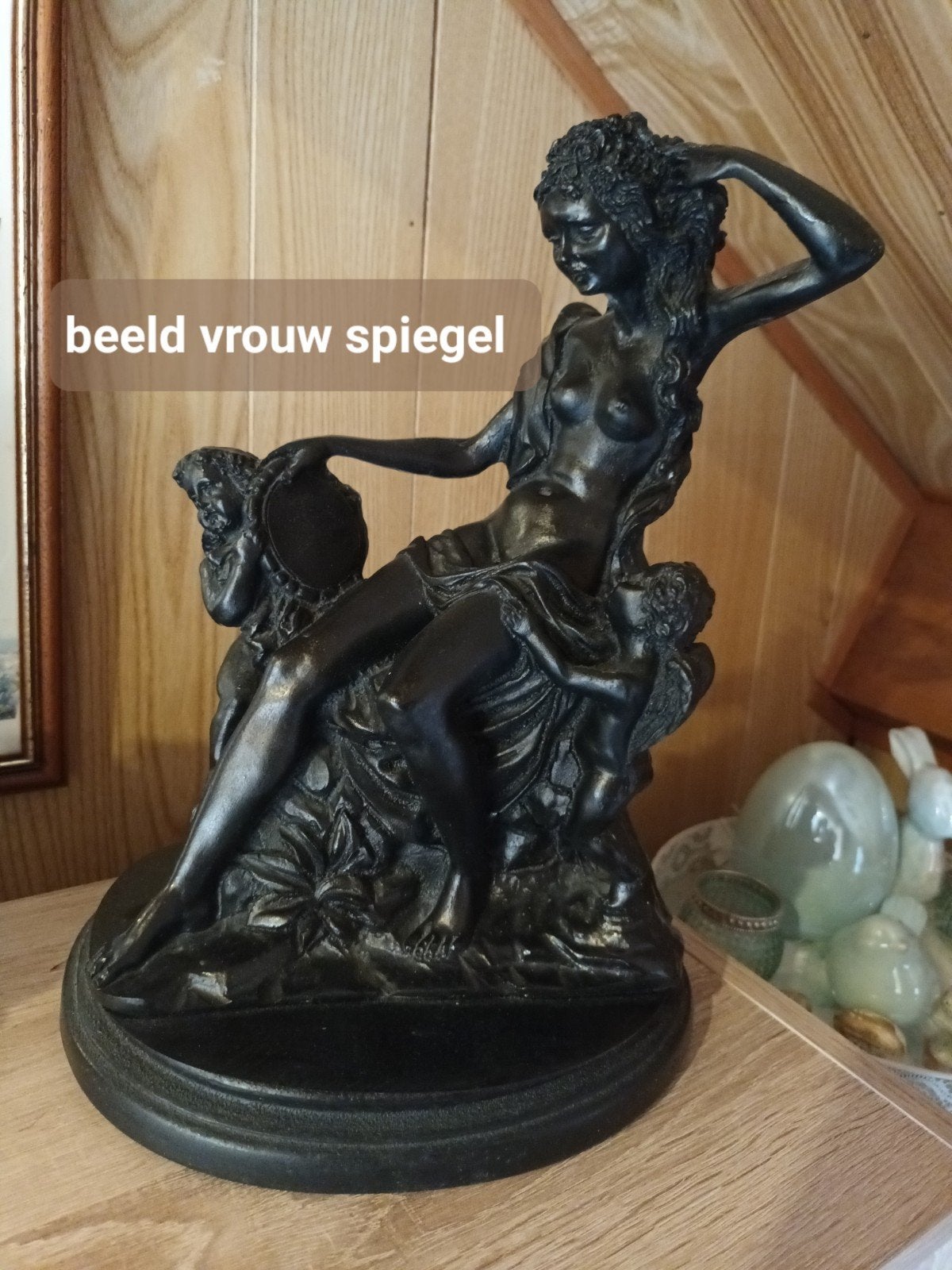 mooi beeld vrouw met spiegel, Ophalen