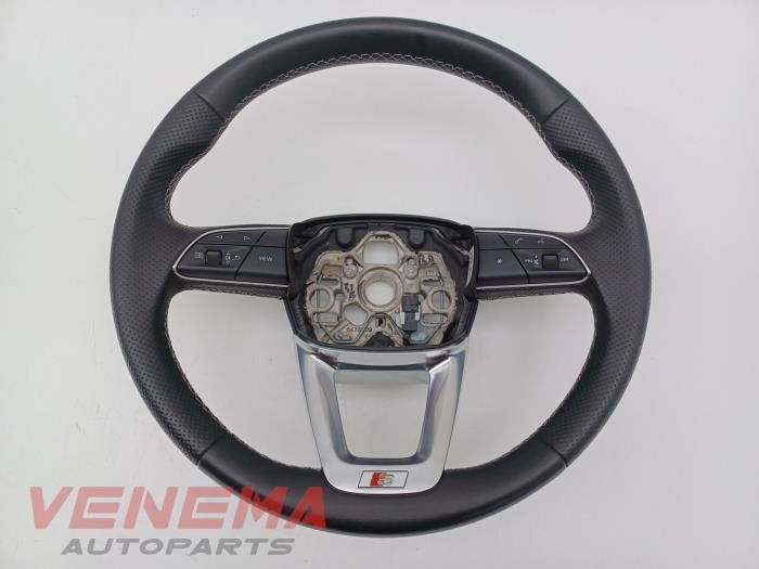 Volant d'un Audi Q3, -, 3 mois de garantie, Audi, Utilisé