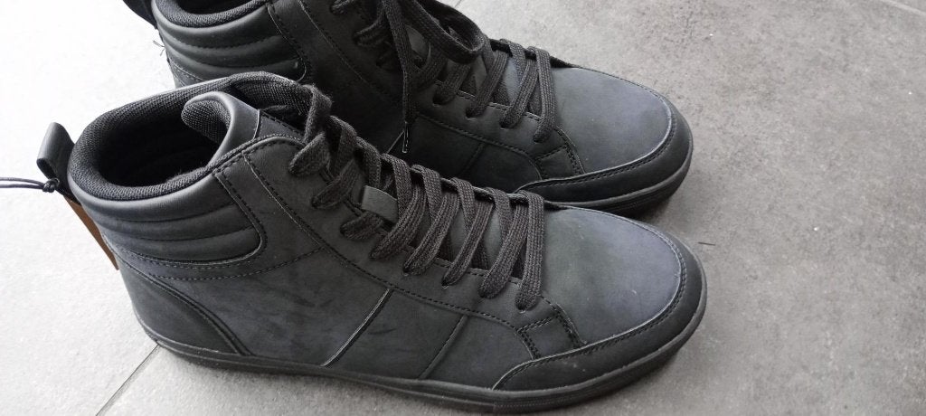 nieuwe sneakers Pier One maat 41, Vêtements | Hommes, Chaussures, Neuf, Enlèvement ou Envoi, Pier One, Baskets