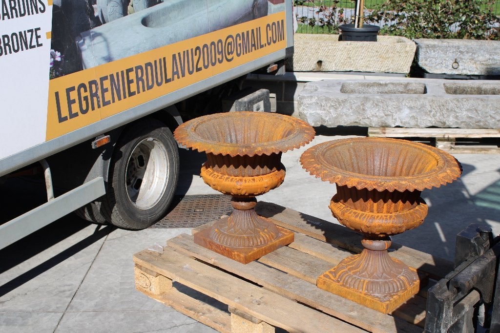 jardinière ou vasque en fonte rouillé, Enlèvement, Neuf
