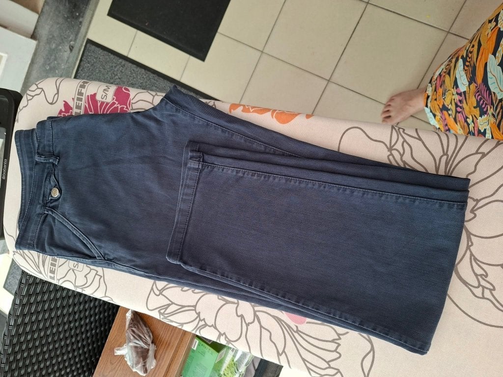 Lange broek heren, Ophalen, Gedragen, Blauw