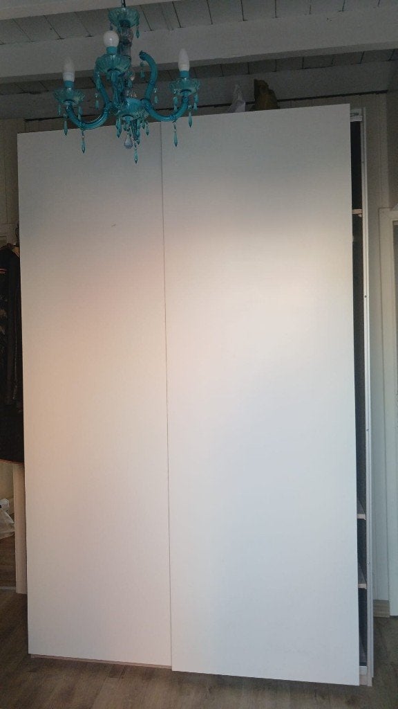 2 kasten als nieuw gratis, Huis en Inrichting, Ophalen, Zo goed als nieuw, 50 tot 75 cm, 100 tot 150 cm