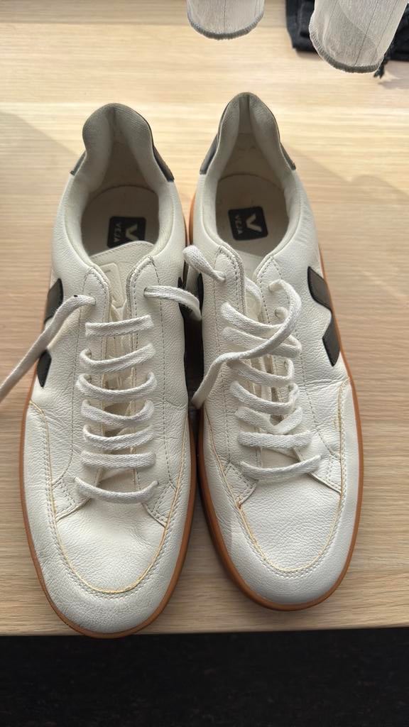 Veja v12, Neuf, Chaussures à lacets, Enlèvement, Blanc
