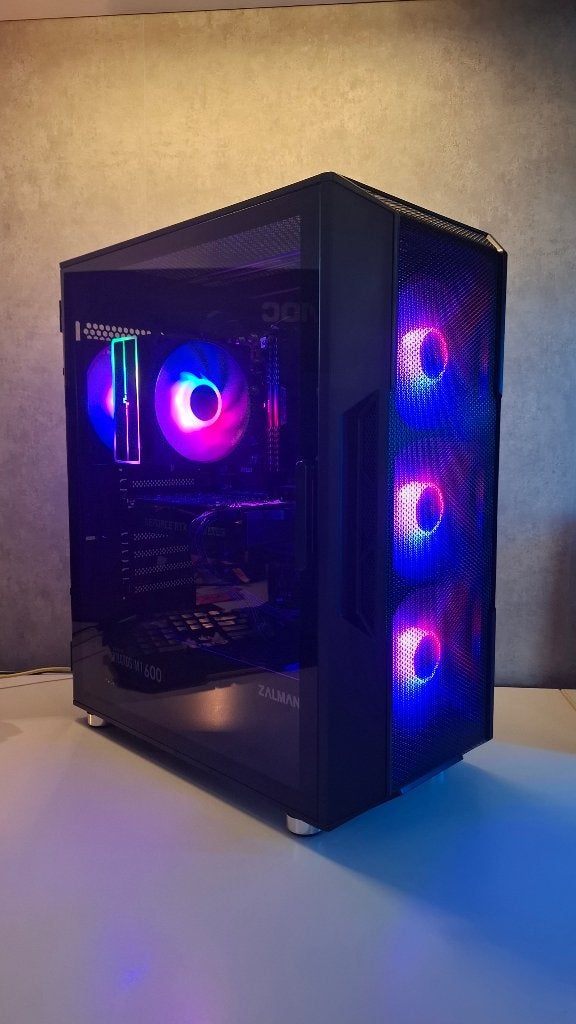 1440p Budget Game PC / i5 / RTX 2060 Super 8GB/ 24GB, Computers en Software, Ophalen, 256 GB, Custom Gaming Pc, Zo goed als nieuw
