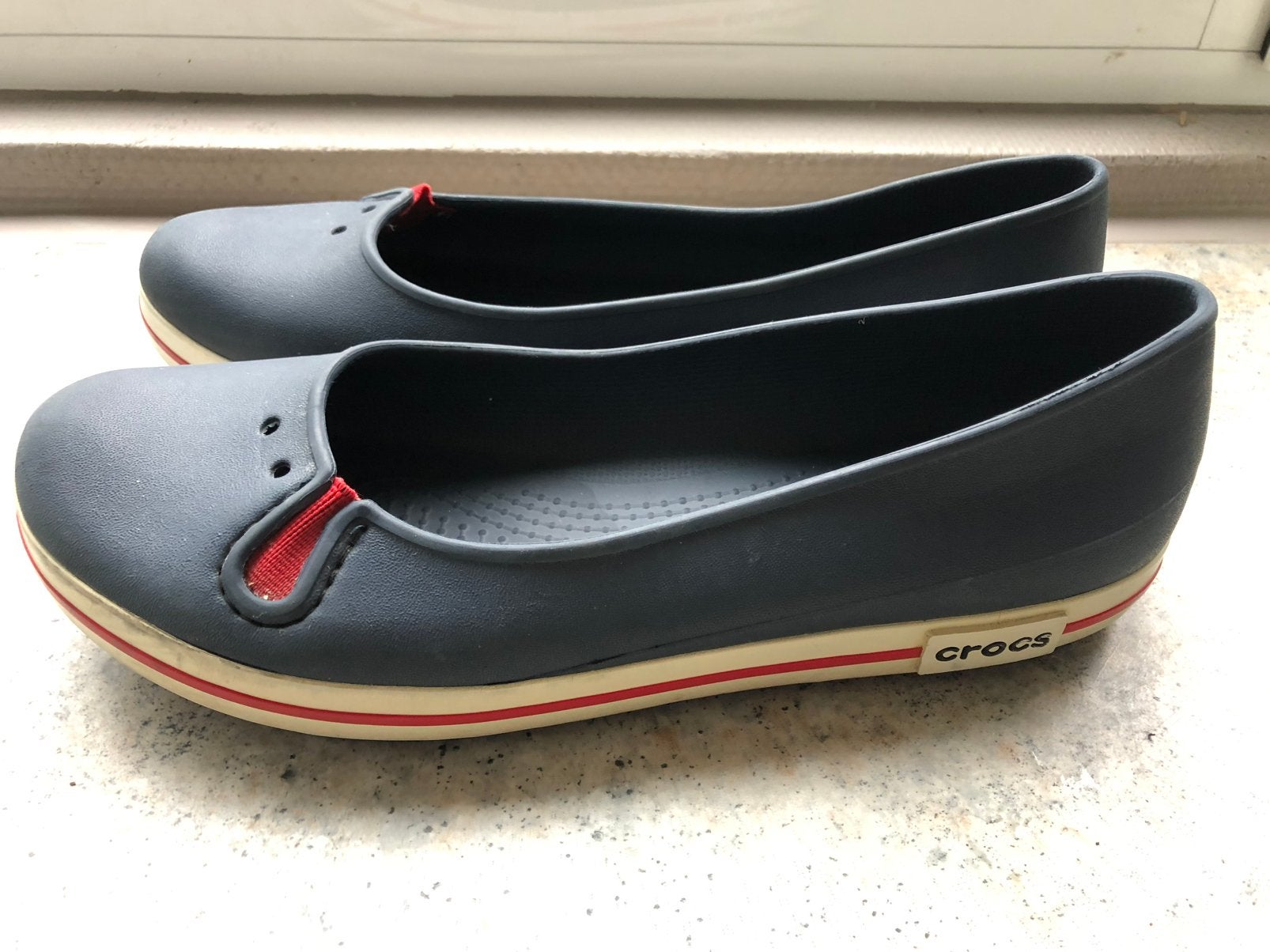 Crocs ballerina’s m 41-42, Kleding | Dames, Schoenen, Ophalen, Zo goed als nieuw, Blauw