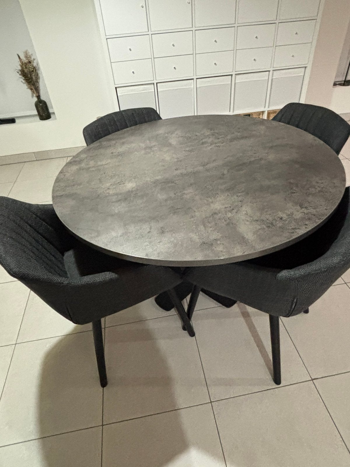 Tafel met 4 stoelen, Ophalen, Zo goed als nieuw
