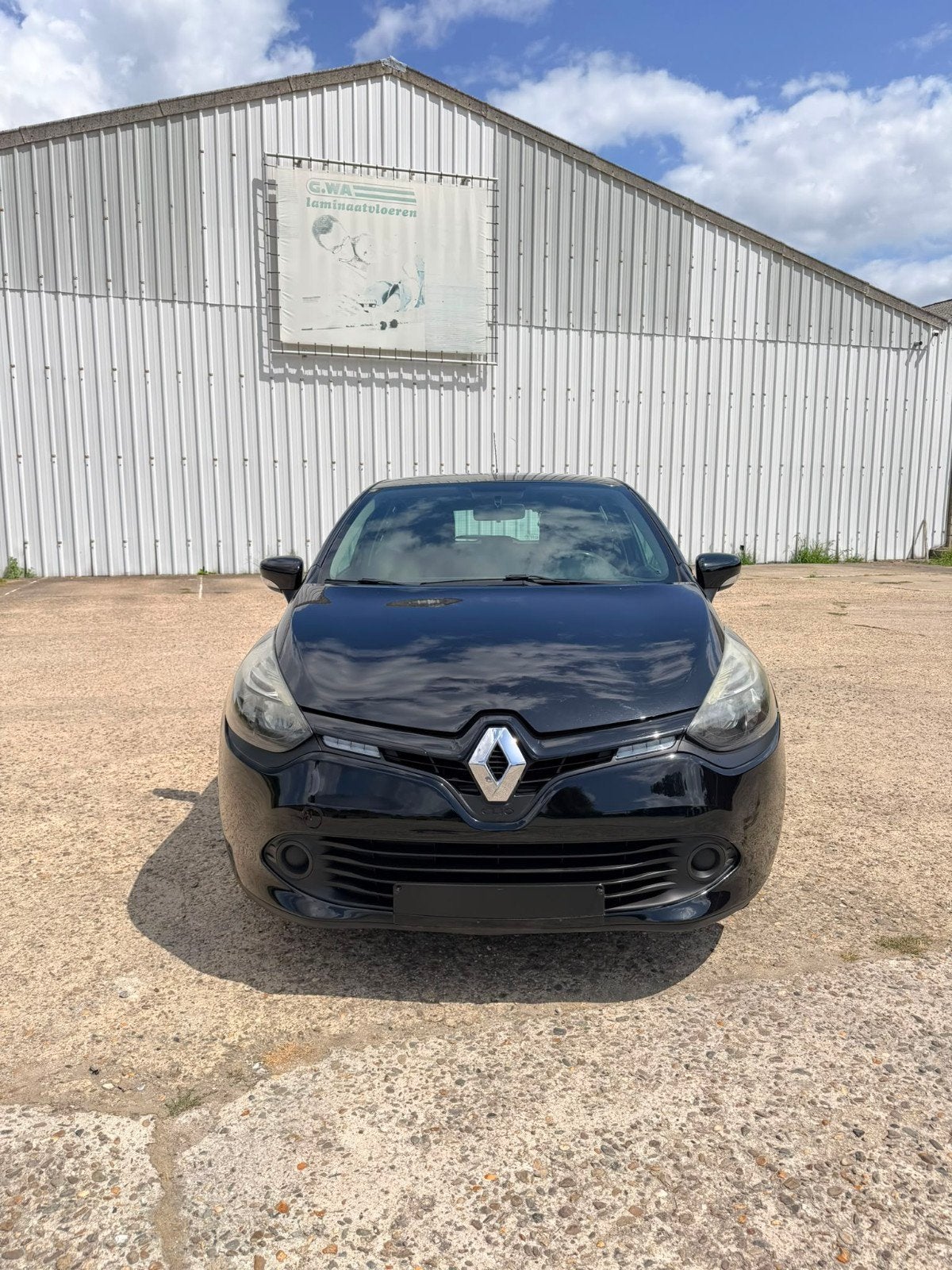 Renault Clio 1.2 Benzine – 2015 – 5 Deuren, Euro 5, Zwart, Zwart, Bedrijf
