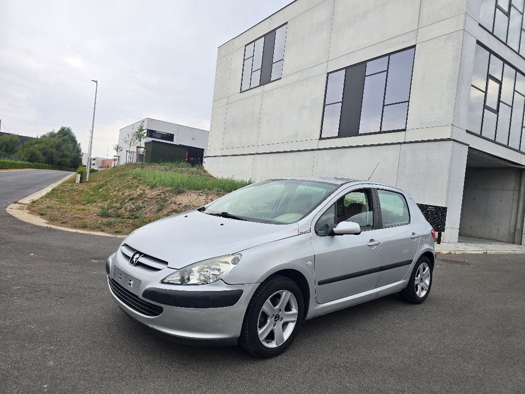 Peugeot 307 2.0i AUTOMAAT - 96 000KM - 01/2005, Auto's, Peugeot, Stof, Beige, Bedrijf, Euro 4