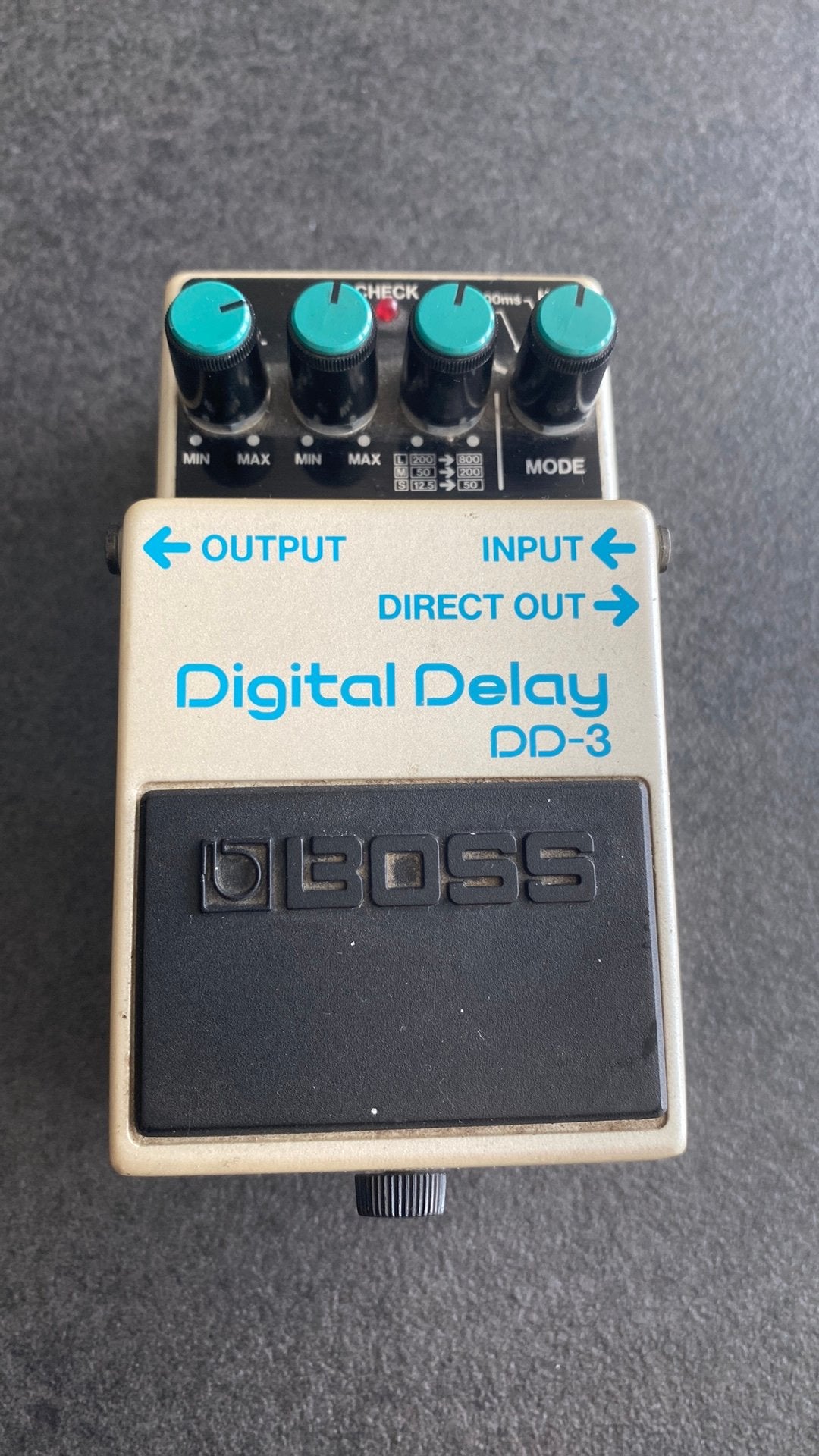 Boss dd3 blue label japon, Musique & Instruments, Enlèvement ou Envoi, Utilisé, Delay ou Écho