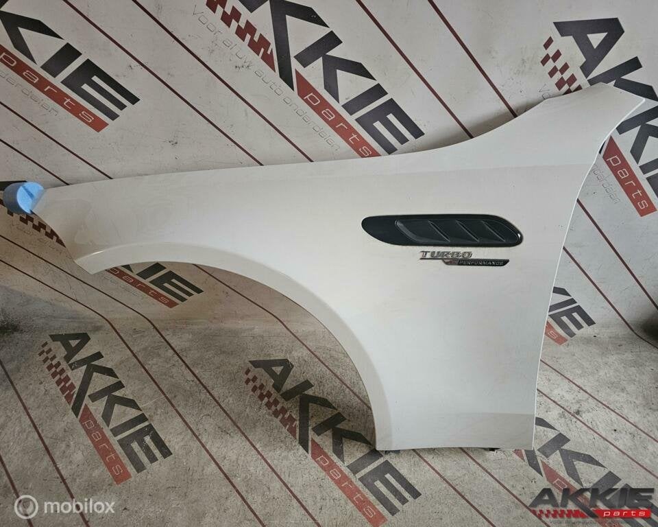 Mercedes C63 amg Spatbord links W206 A2068803502, Auto-onderdelen, Gebruikt, Ophalen of Verzenden