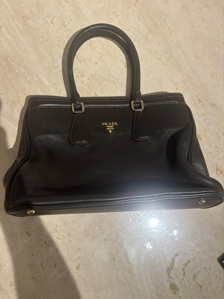 Prada handtas, Handtassen en Accessoires, Tassen | Damestassen, Ophalen, Zo goed als nieuw, Handtas