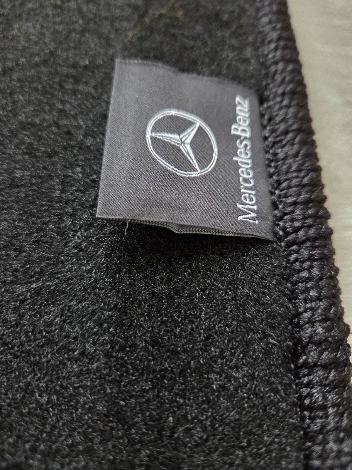 Tapis coffre Mercedes classe c break s205, Enlèvement, Comme neuf
