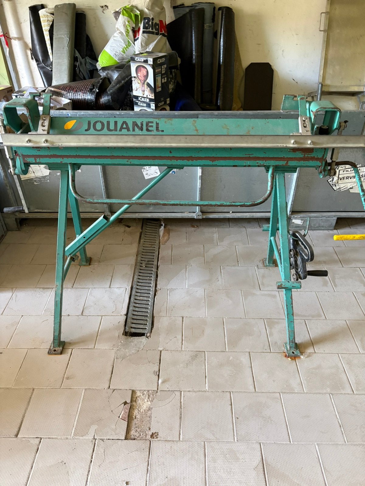 plieuse jouanel 1m, Enlèvement ou Envoi, Comme neuf