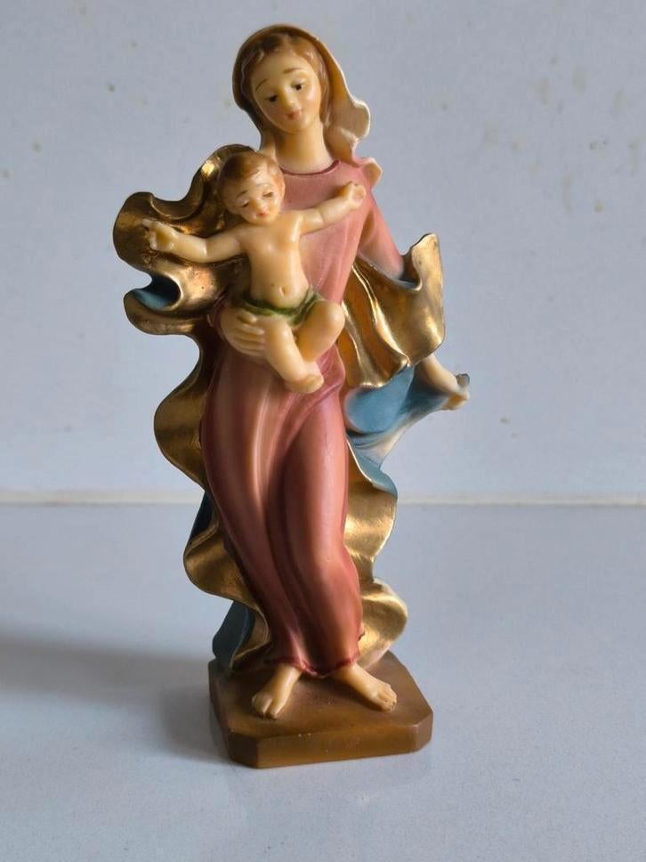 Beeldje Madonna met kind, Enlèvement ou Envoi