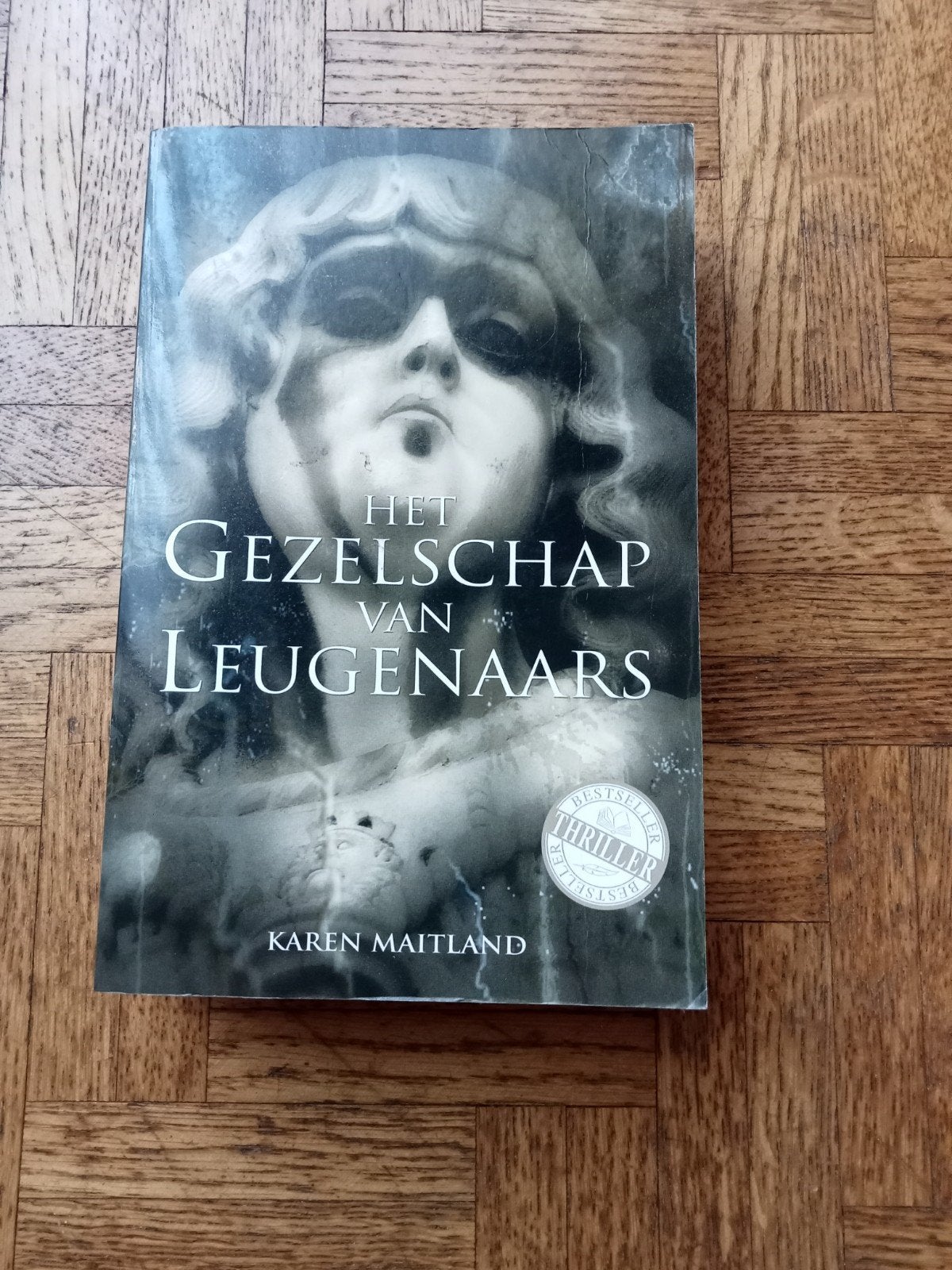 Karen Maitland: Het gezelschap van leugenaars, Ophalen of Verzenden, Gelezen