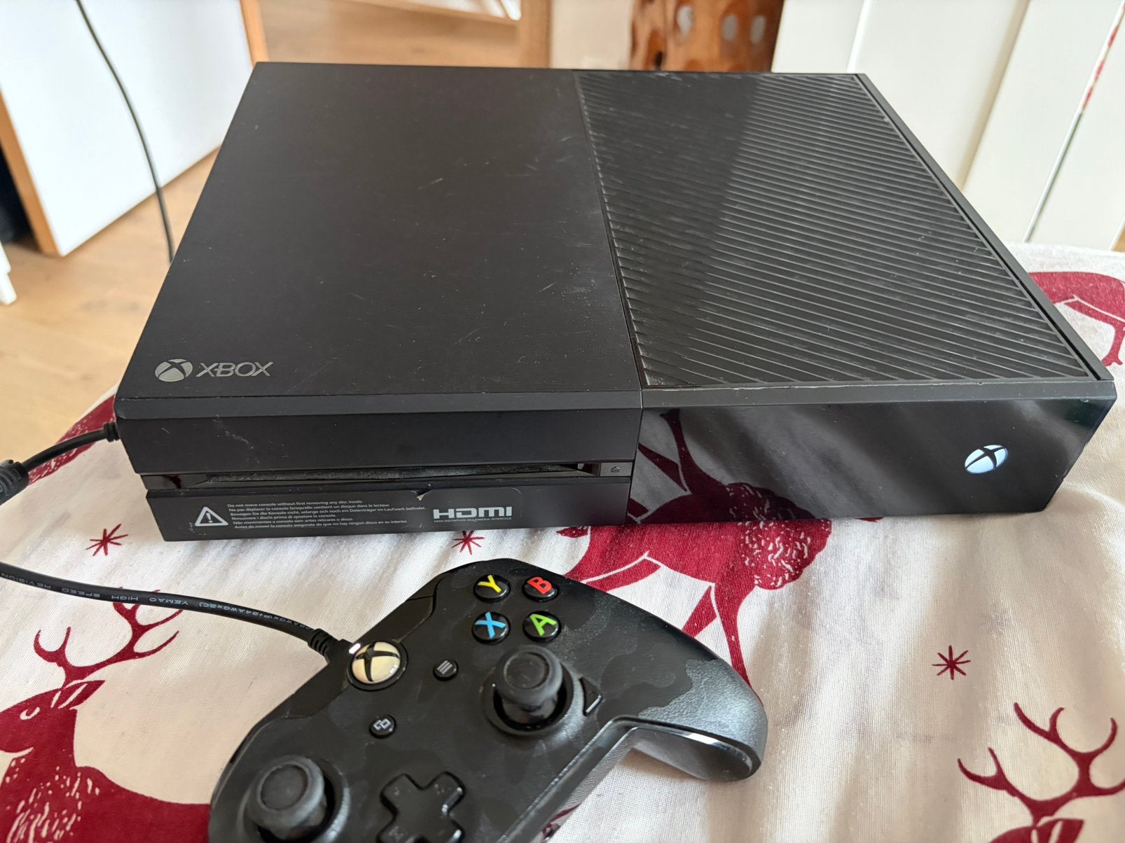 Xbox one en 4games, Ophalen of Verzenden, Zo goed als nieuw, Xbox One