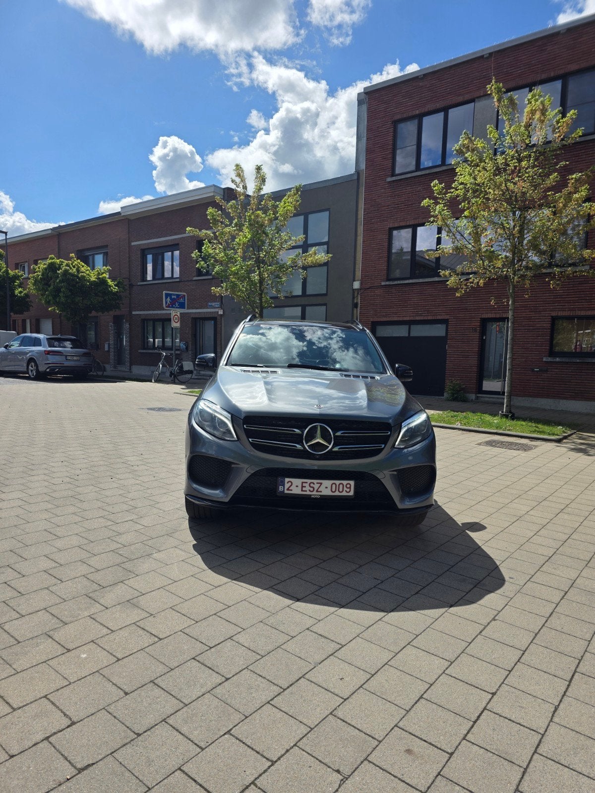 Mercedes GLE 250, Autos, Cuir, Achat, Noir, 5 portes