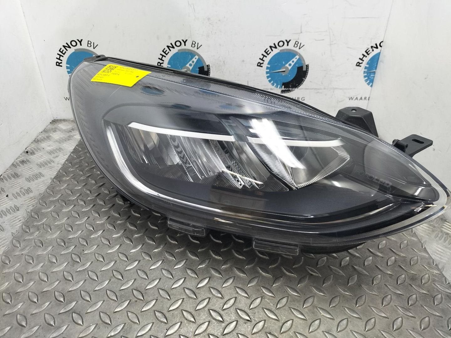 FORD FIESTA HJ 1.0EcoBoost mHEV Titanium KOPLAMP R 2665923,, Enlèvement ou Envoi, Utilisé, ARN reconnu
