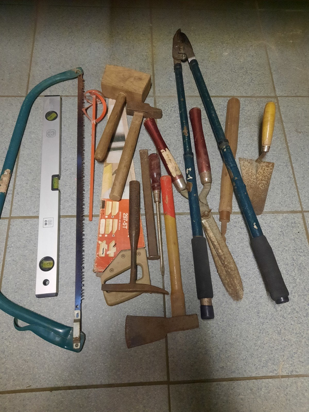 Lot d outils, Bricolage & Construction, Outillage | Outillage à main, Enlèvement