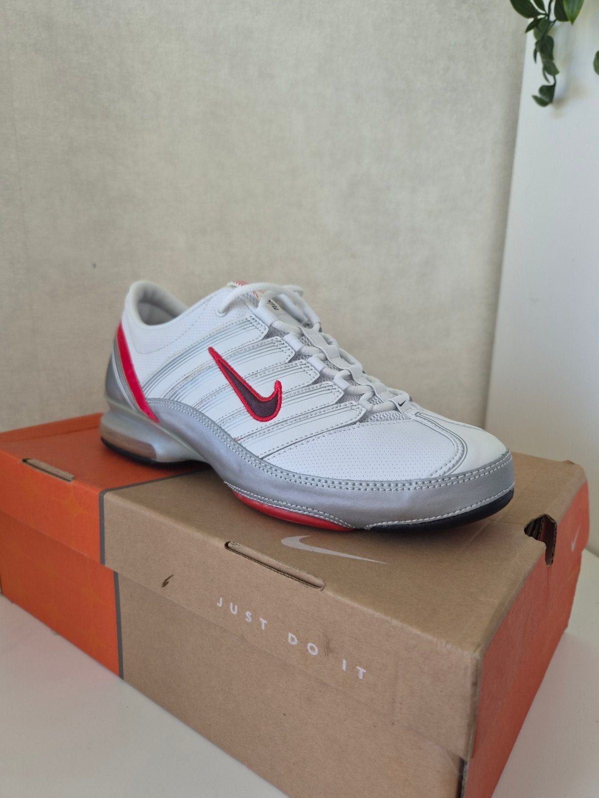 Chaussures NIKE AIR MAX taille 40, Vêtements | Femmes, Chaussures, Neuf, Chaussures de sports, Enlèvement, Blanc