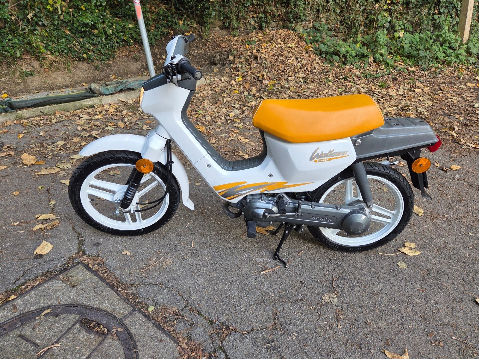 honda wallaroo(B) 89 ,comme nouveau,ou échange camino 1750€, Enlèvement ou Envoi